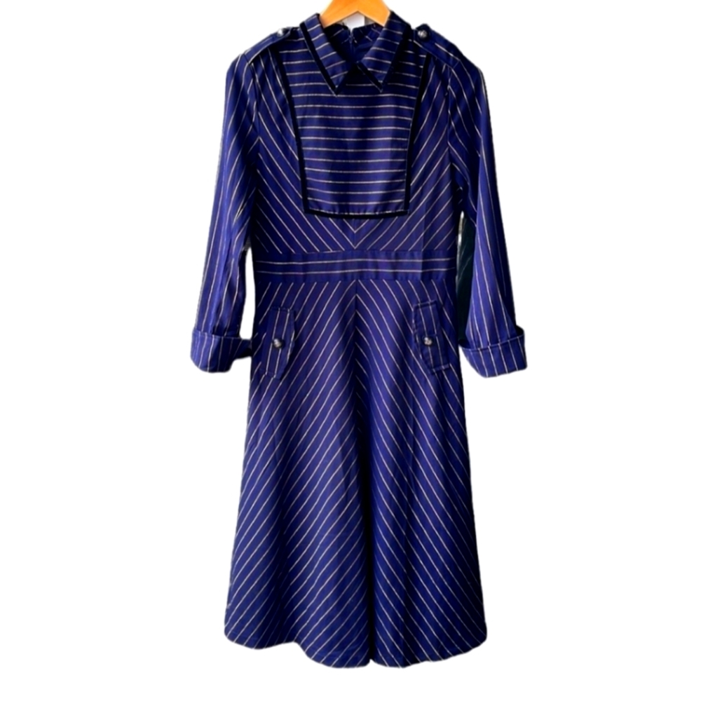 METISU Midi Dress Navy Blue with Gold Stripe Long Sleeves Side Pockets Large